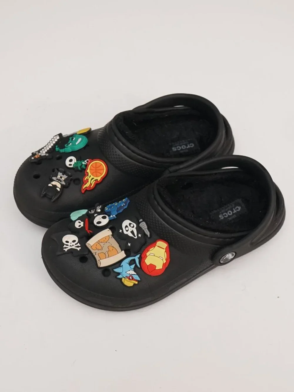 Crocs Kids Size J1  Black Clog Shoes With Croc Charms